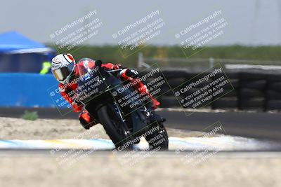media/Jul-19-2025-TrackDaz (Sat) [[ff1509a44a]]/B Group/1220pm (Turn 1)/